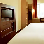Hotel Ibis Jose Malhoa 2*