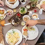 إيبيس ليسبوا خوسيه مالهوا فندق 2*