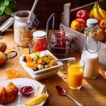 فندق إيبيس ليسبوا خوسيه مالهوا