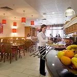 فندق إيبيس ليسبوا خوسيه مالهوا Lisboa