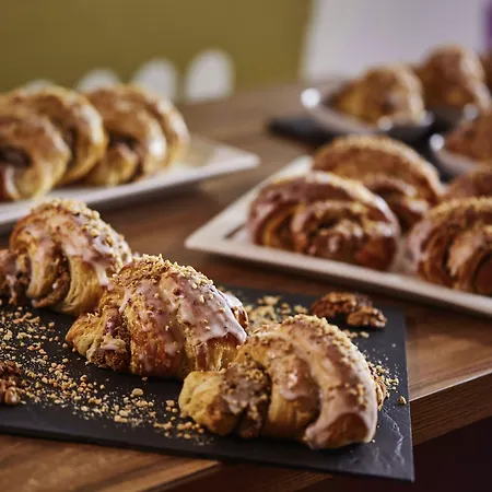 Ibis Jose Malhoa Lisboa