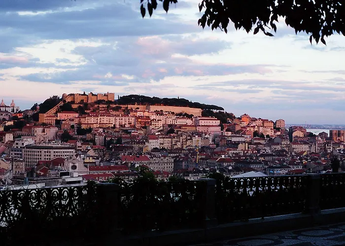 Hotel Ibis Jose Malhoa 2*