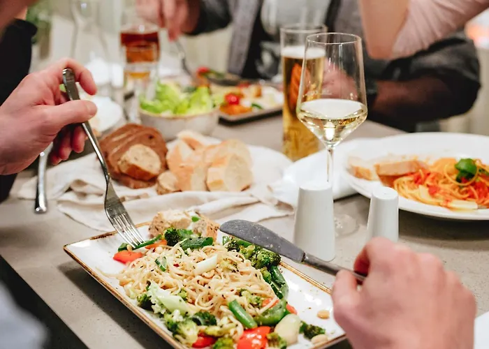 Hotel Ibis Jose Malhoa 2*