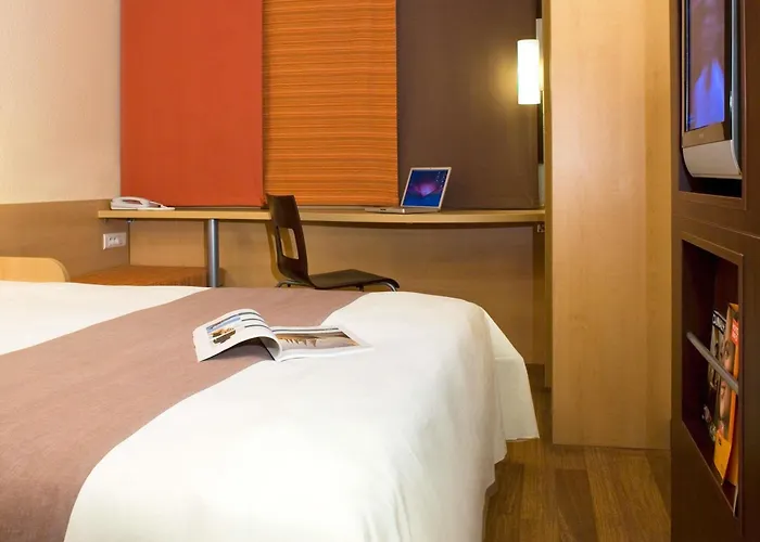 ホテルイビス リスボア ジョゼマリョア 2* リスボン