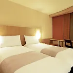 Ibis Jose Malhoa Hotel