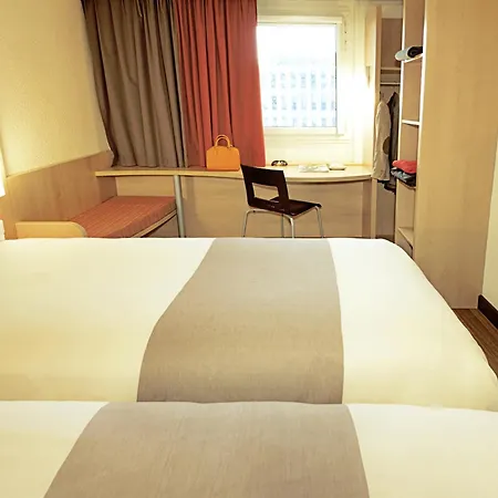 Ibis Jose Malhoa Lisboa