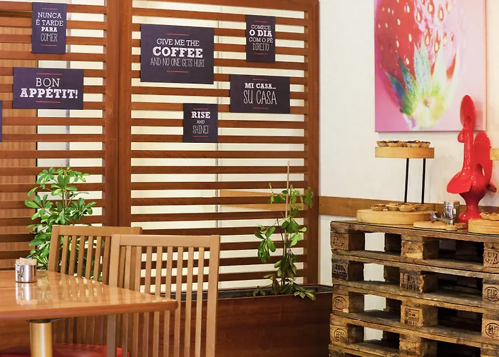 Отель Ibis Jose Malhoa