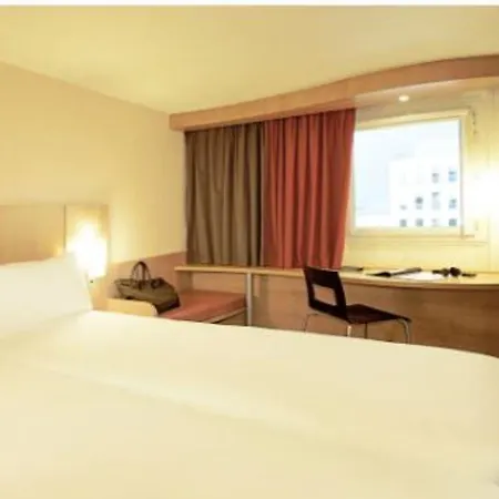 Ibis Jose Malhoa 2*