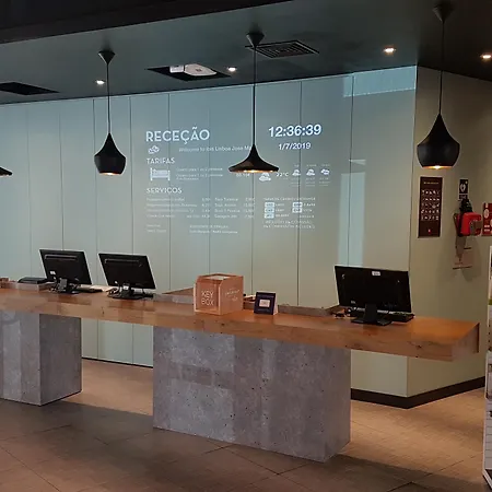Ibis Jose Malhoa Hotel 2*